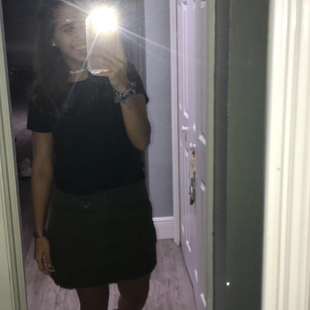 Meet your Posher, Ashley